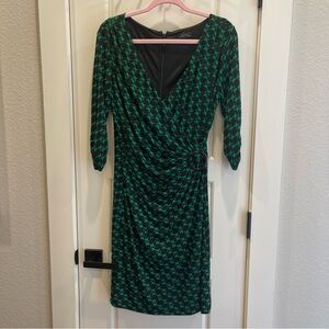 Elegant Green & Black Tahari Arthur S. Levine Dress size 6